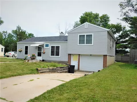 602 W 14th St N, Newton, IA 50208