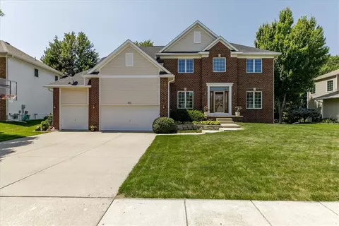 413 SW Hickory Gln, Grimes, IA 50111