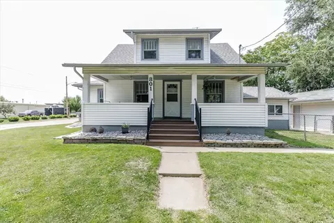 801 Lally St, Des Moines, IA 50315