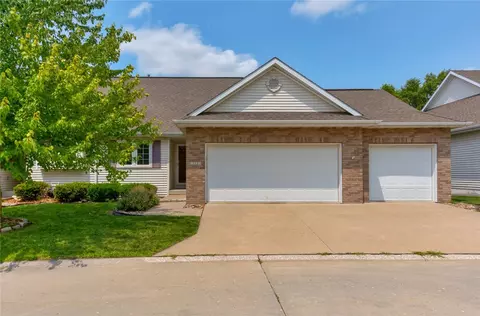 712 SE Ponds Edge Ln, Ankeny, IA 50021