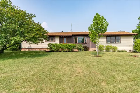 6998 30th Ave, Norwalk, IA 50211