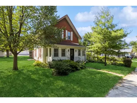 3916 3rd St, Des Moines, IA 50313