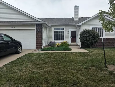 5471 Longview Ct #3, Johnston, IA 50131