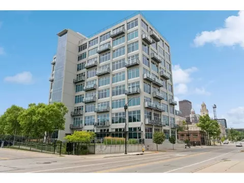 120 SW 5th St #307, Des Moines, IA 50309