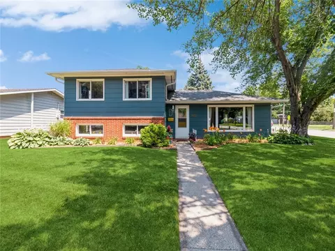 2002 Ferndale Ave, Ames, IA 50010