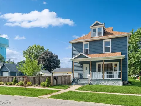 101 W Douglas St, Knoxville, IA 50138