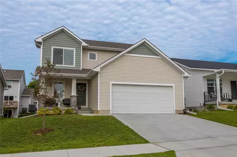 138 Aspen Dr, Norwalk, IA 50211