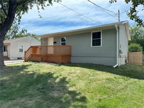 1912 E 25th St, Des Moines, IA 50317