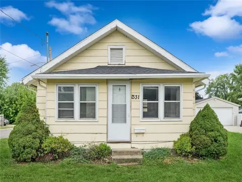 1331 Elder Ln, Des Moines, IA 50315