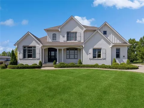 3102 162nd St, Urbandale, IA 50323