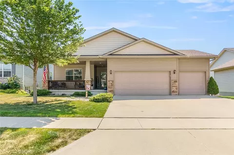 80 SE Dillon Dr, Waukee, IA 50263
