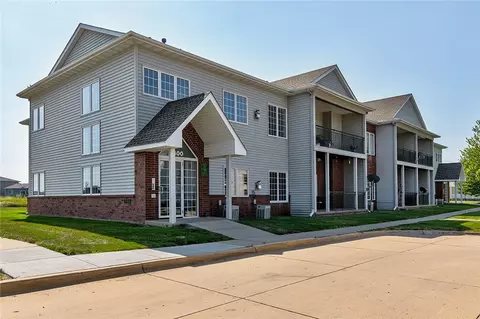1345 SE Florence Dr #410, Waukee, IA 50263