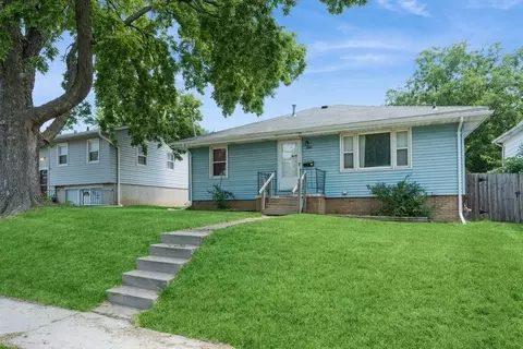 1607 E 23rd St, Des Moines, IA 50317