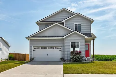 702 Prairie View Dr, Huxley, IA 50124