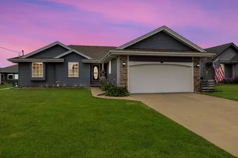309 NE Allison Ave, Elkhart, IA 50073