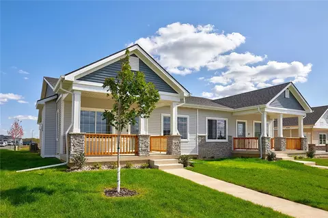 1320 S Atticus St, West Des Moines, IA 50266
