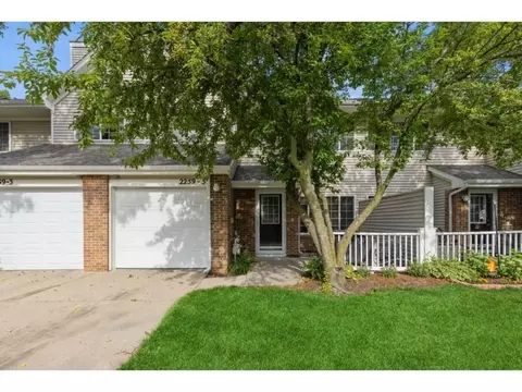 2259 Grand Ave #5, West Des Moines, IA 50265