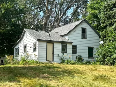 17400 195th St, Perry, IA 50220