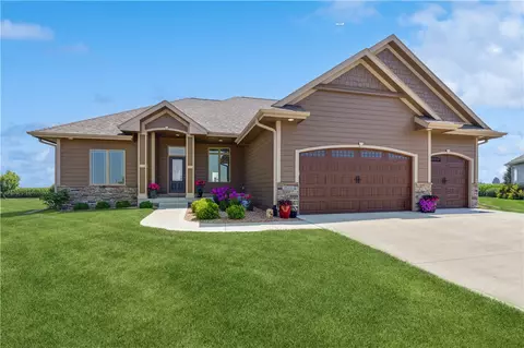 2606 Leland Ct, Marshalltown, IA 50158