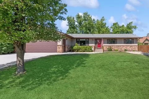 3109 Eisenhower Ave, Ames, IA 50010