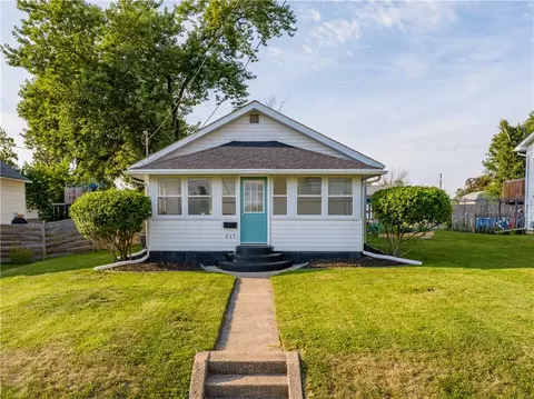 217 E North St, Madrid, IA 50156