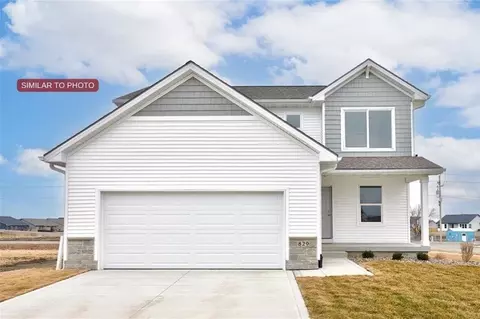 126 Cortland Ct, Norwalk, IA 50211