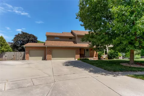 301 NW Westwood St, Ankeny, IA 50023