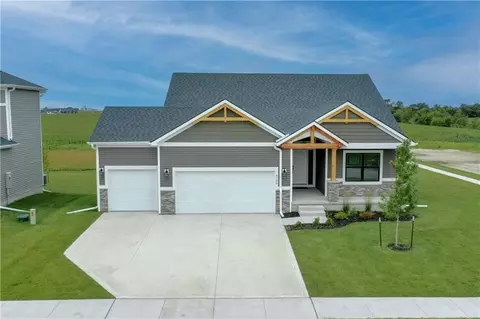 4780 172nd Way, Urbandale, IA 50323