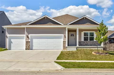5313 Bradbury Ct, Ames, IA 50014