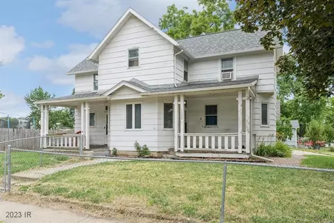 1320 Cleveland Ave, Des Moines, IA 50316