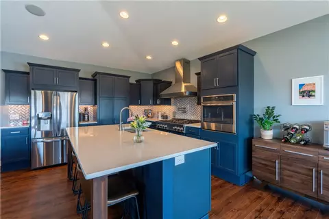 2101 NW Linwood Ct, Ankeny, IA 50023