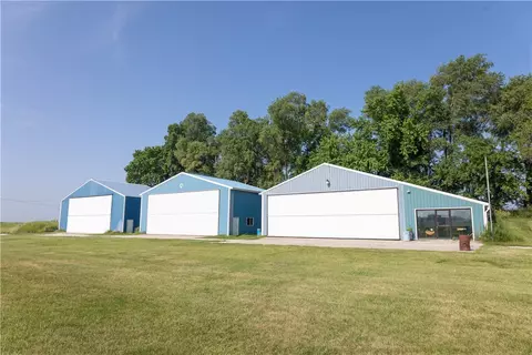10632 NE 118th Ave, Maxwell, IA 50161