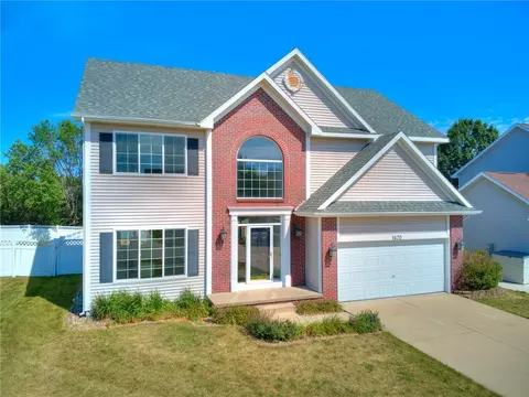 1470 S 50th Pl, West Des Moines, IA 50265