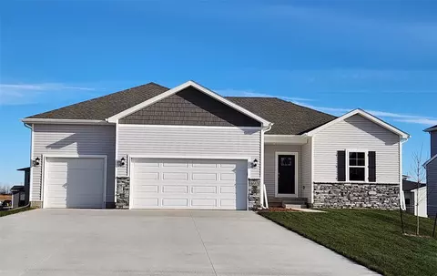 4663 172nd Way, Urbandale, IA 50323
