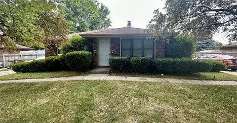 409 9th St SE, Altoona, IA 50009