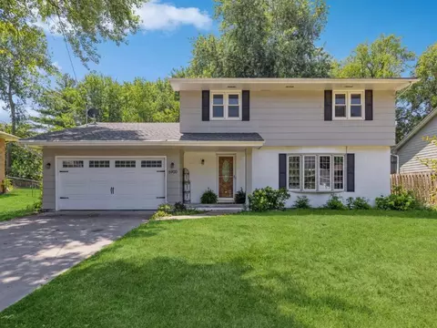6900 Sheridan Ave, Urbandale, IA 50322