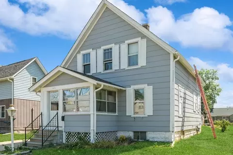 1024 Pearl St, Grinnell, IA 50112