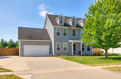 1013 SW 53rd St, Ankeny, IA 50023