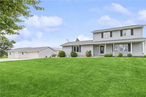 12551 Quaker St, Indianola, IA 50125