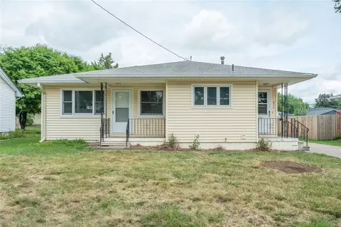 836 Jerlynn Ave, Des Moines, IA 50313