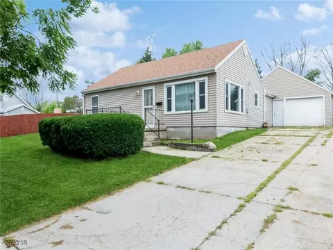 2610 Lucinda St, Perry, IA 50220