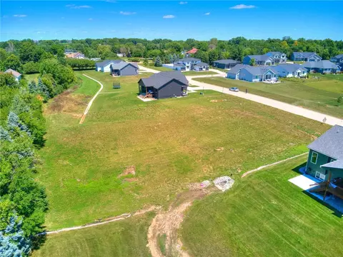 8236 NW 28th St, Ankeny, IA 50023