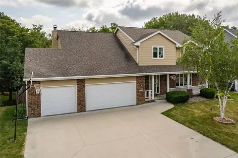 4507 95th St, Urbandale, IA 50322