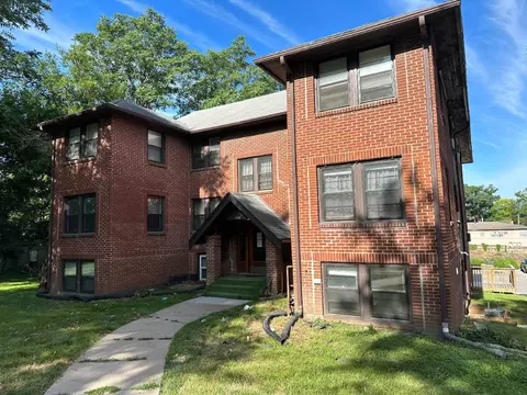 526 48th St, Des Moines, IA 50312