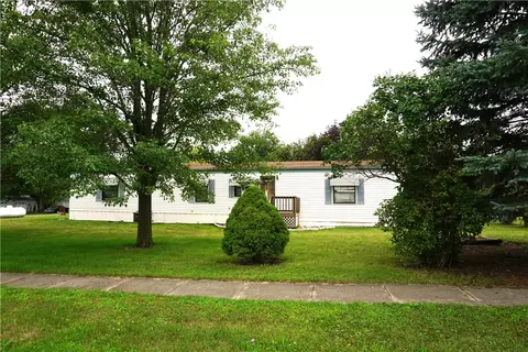 680 North St, Patterson, IA 50218