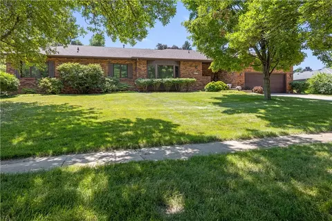 2813 NW 5th St, Ankeny, IA 50023