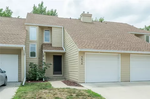 5614 Linden Cir, Johnston, IA 50131