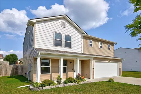 345 Hillside Dr, Pleasant Hill, IA 50327