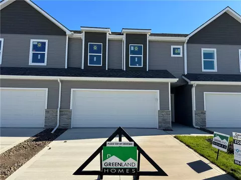 215 NE Whitetail Ln, Ankeny, IA 50021