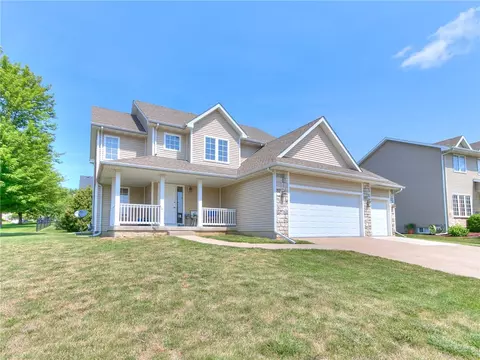 12321 Ridgemont Dr, Urbandale, IA 50323